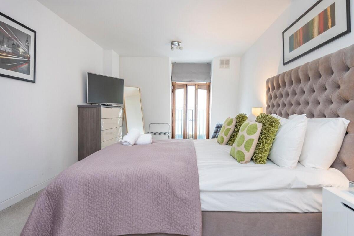 Mayfair Piccadilly Apartment Londra Oda fotoğraf