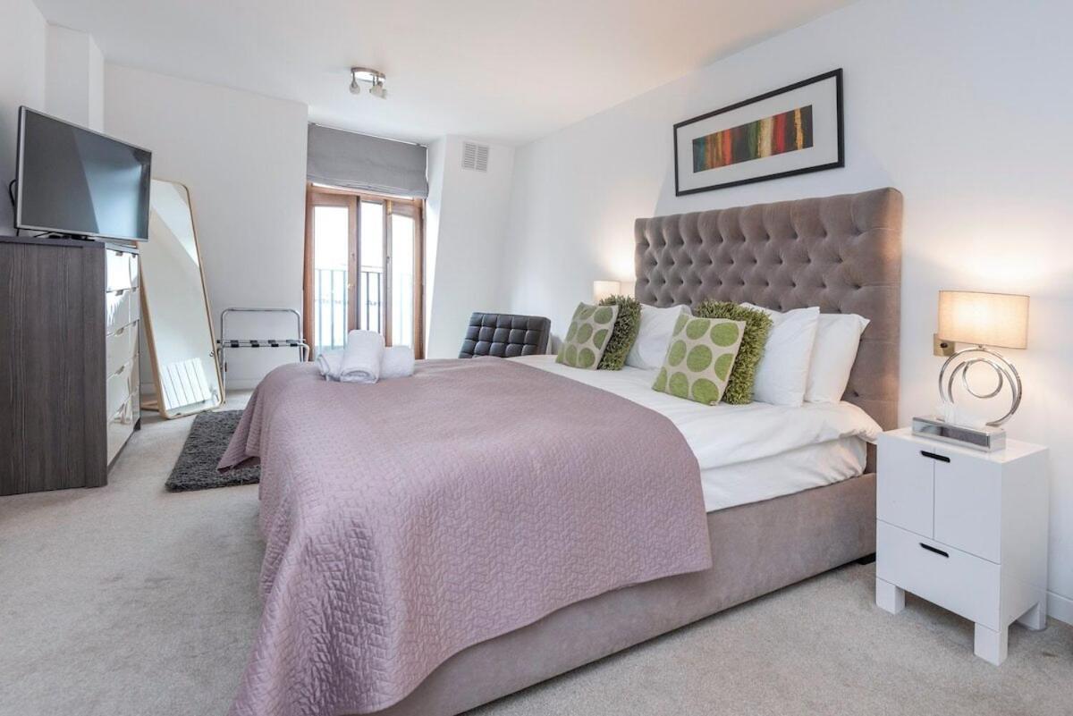 Mayfair Piccadilly Apartment Londra Oda fotoğraf